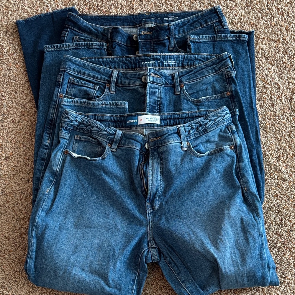 Old Navy Women's Straight Leg Jeans - Dark Blue